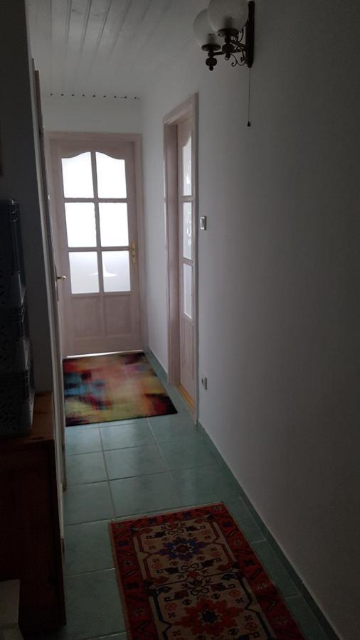 Appartement Csaladi Haz à Budapest Extérieur photo